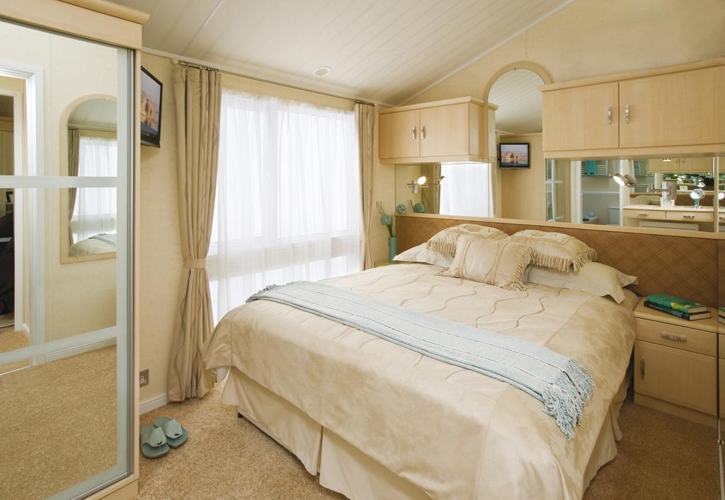Hele Valley Holiday Park Ильфракомб Номер фото
