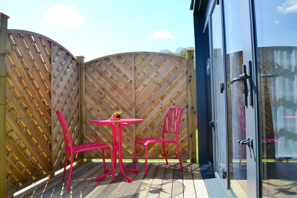 Hele Valley Holiday Park Ильфракомб Экстерьер фото