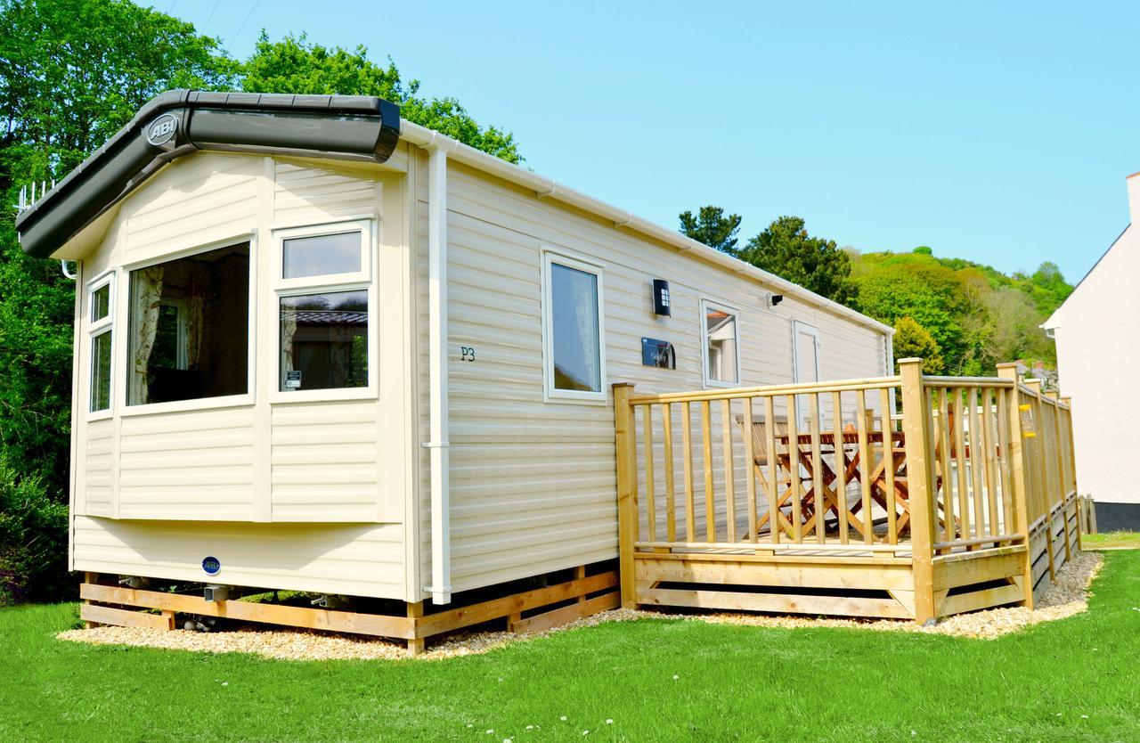 Hele Valley Holiday Park Ильфракомб Экстерьер фото