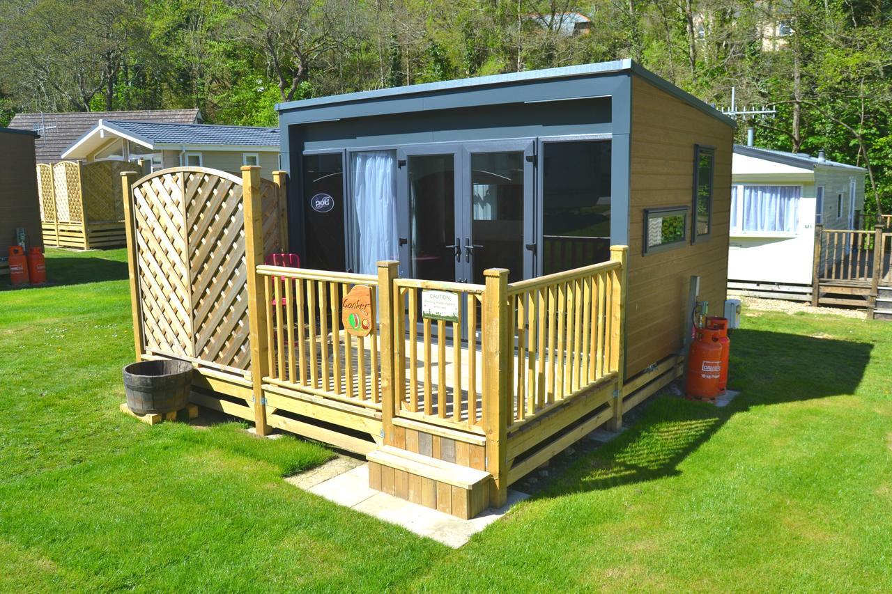 Hele Valley Holiday Park Ильфракомб Экстерьер фото